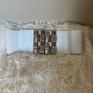 90's White and silver Elastic belt